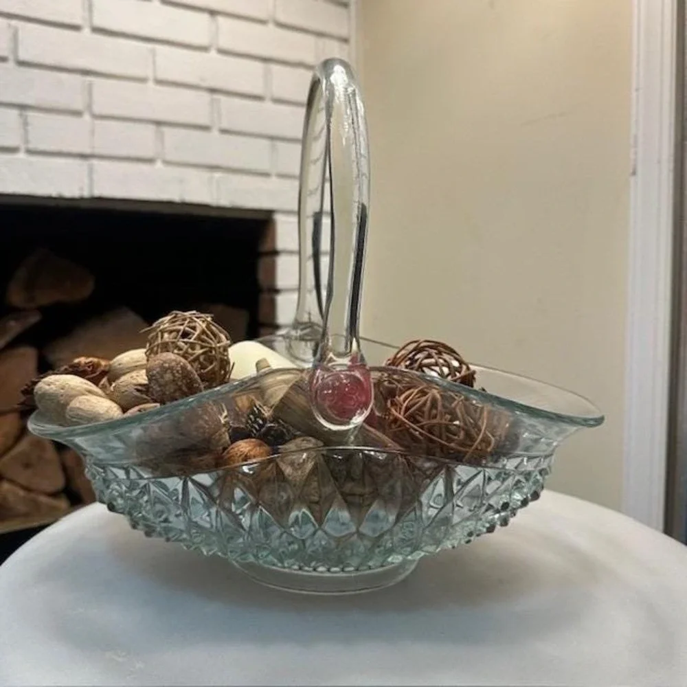 Vintage Large Indiana Glass Tiara Clear Diamond Point Glass Basket w‎ Potpourri